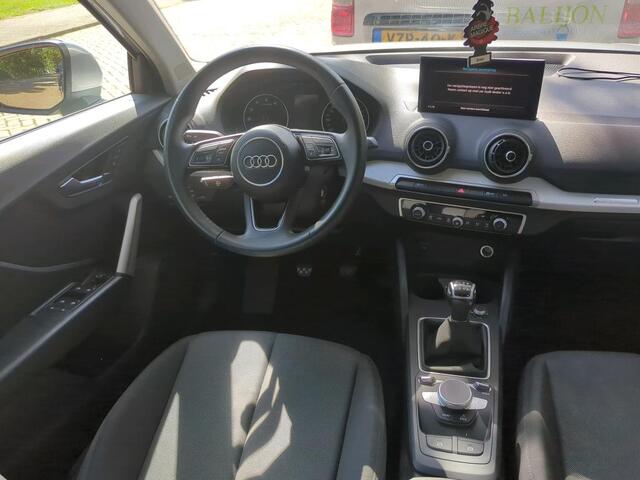 Audi Q2 30 TFSI Pro Line / Clima / Parkeersensoren / 17" LMV