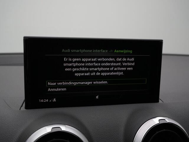 Audi Q2 35 TFSI 150 pk S-tronic S Edition / S-Line | Trekhaak | Matrix LED | Achteruitrijcamera | Navigatie | Adaptive Cruise