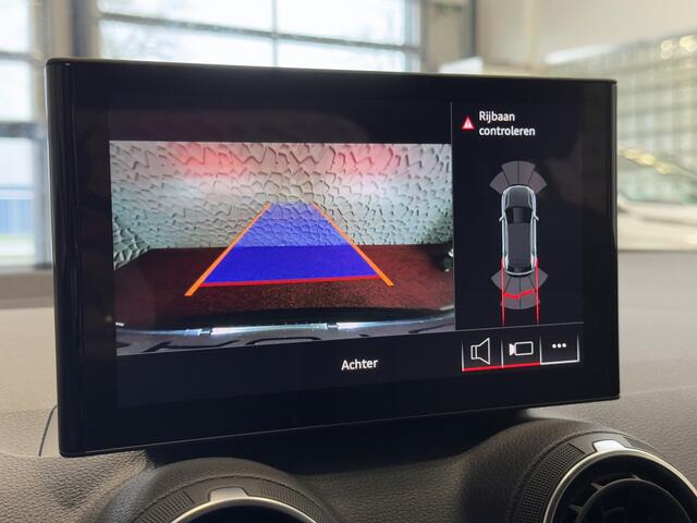 Audi Q2 35 TFSI 1.5 ?FACELIFT? S EDITION 150PK VIR.COCKPIT ELEK.KLEP TOUCHSCREEN CARPLAY NAVI CAMERA MATRIX LED STOELVERW. PDC KEYLESS 06/2024 "Audi rijden begint bij Topautos.nl - 20 Audi topmodellen direct op voorraad!"