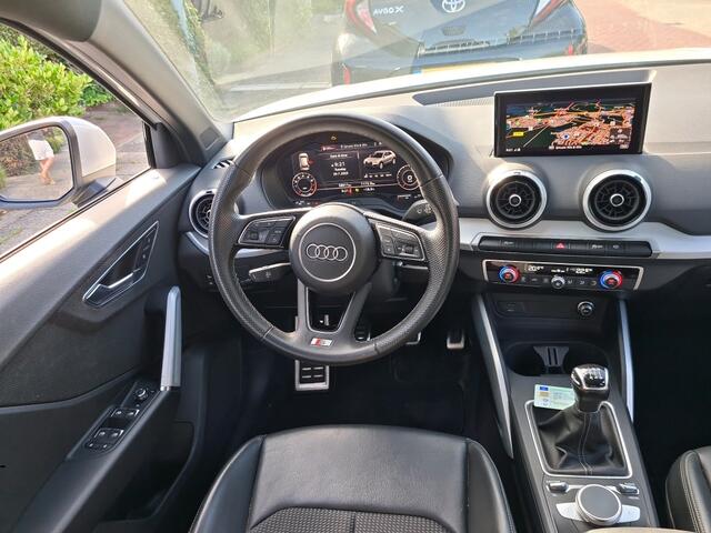 Audi Q2 30 TFSI 110pk S Edition / S-Line Exterieur & Interieur / LED / Virtual Cockpit / Navigatie / Parkeersensoren Achter / 17" LMV