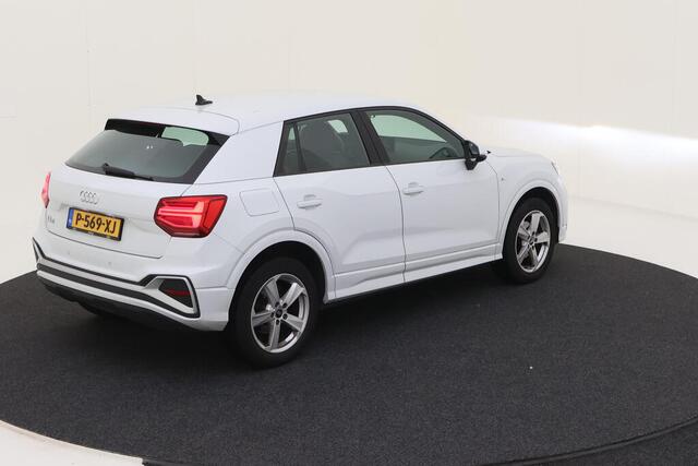 Audi Q2 30 TFSI 110pk S Edition / S-Line Exterieur & Interieur / LED / Virtual Cockpit / Navigatie / Parkeersensoren Achter / 17" LMV