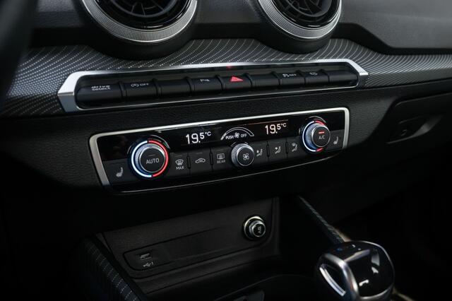 Audi Q2 1.5 TFSI, LED, keyless, trekhaak, sport