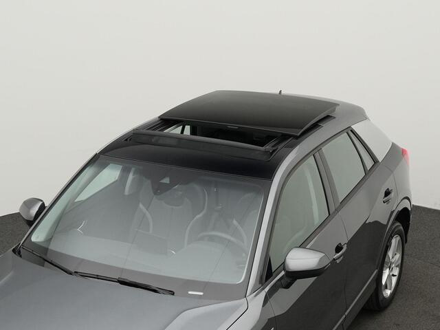 Audi Q2 35 TFSI 150 pk S-tronic Advanced edition / S-Line | Panoramadak | Matrix LED | Achteruitrijcamera | Stoelverwarming