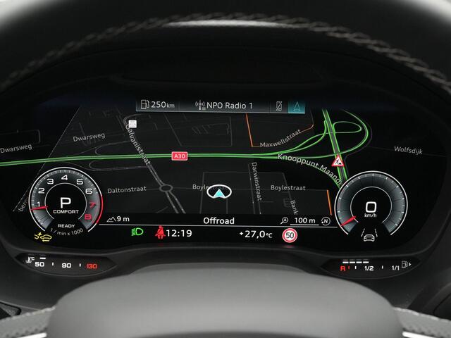 Audi Q2 35 TFSI 150 pk S-tronic Advanced edition | Panoramadak | Trekhaak | Aadaptieve onderstelregeling (DCC) | Sportstoelen | Side Assist | Remklauwen rood | 19 inch