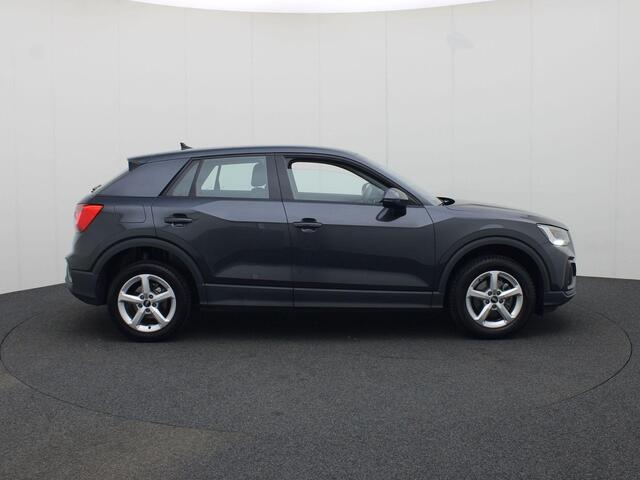 Audi Q2 35 TFSI/150PK Pro Line · Navigatie · Parkeersensoren · Navigatie · App connect