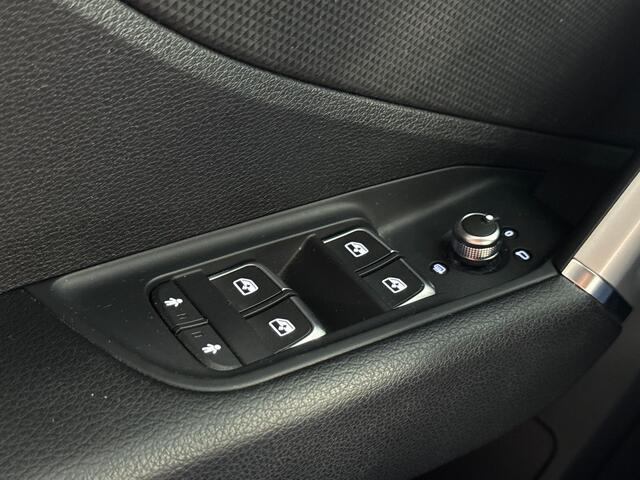 Audi Q2 30 115pk TFSI Business Edition Parkeerhulp achter | Cruise Control | Navigatiepakket