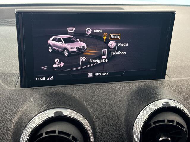 Audi Q2 30 115pk TFSI Business Edition Parkeerhulp achter | Cruise Control | Navigatiepakket