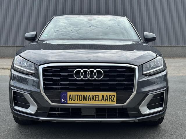 Audi Q2 30 TFSI KEYLESS PDC