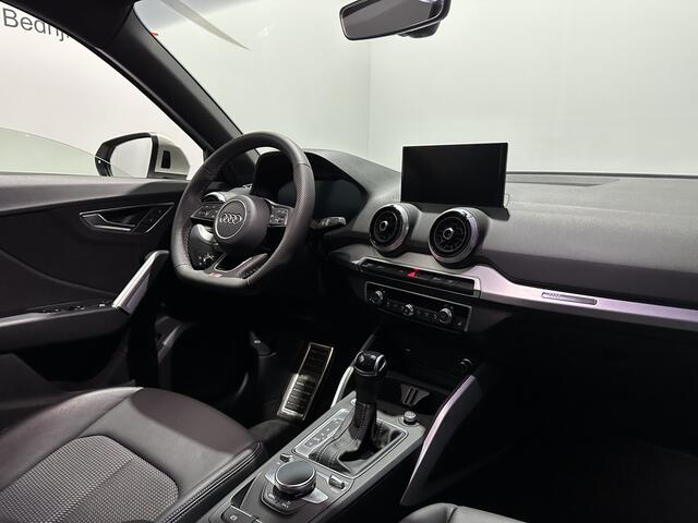 Audi Q2 35 TFSI S Edition - Automaat - Camera / Carplay / Stoelverw.