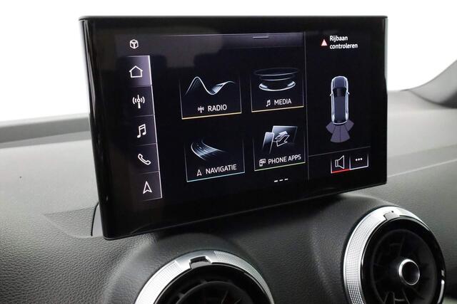 Audi Q2 S Edition 35 TFSI 150 pk S-tronic / S-Line | Matrix LED | Sportonderstel | Parkeersensoren achter | Virtual Cockpit