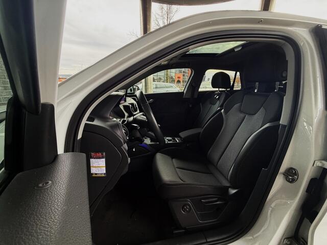 Audi Q2 1.0 TFSI SPORT LINE S- PANO - ACC - STANDKACHEL