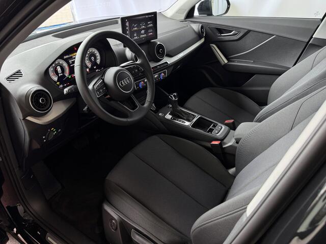 Audi Q2 35 TFSI 1.5 ?NIEUW MODEL? S EDITION 150PK VIR.COCKPIT ELEK.KLEP TOUCHSCREEN CARPLAY NAVI CAMERA MATRIX LED STOELVERW. PDC KEYLESS 11/2024 "Audi rijden begint bij Topautos.nl - 20 Audi topmodellen direct op voorraad!"