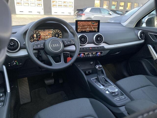 Audi Q2 35 TFSI 150PK S-Tronic S Edition · Panoramadak · Apple/Android · Camera + Parkeersensoren