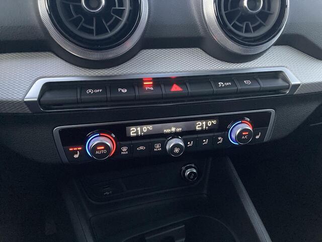 Audi Q2 35 TFSI 150PK S-Tronic S Edition · Panoramadak · Apple/Android · Camera + Parkeersensoren