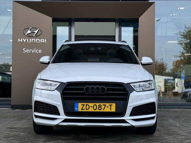 Audi Q3 1.4 TFSI CoD Sport Advance Sport Panoramadak | Half leder