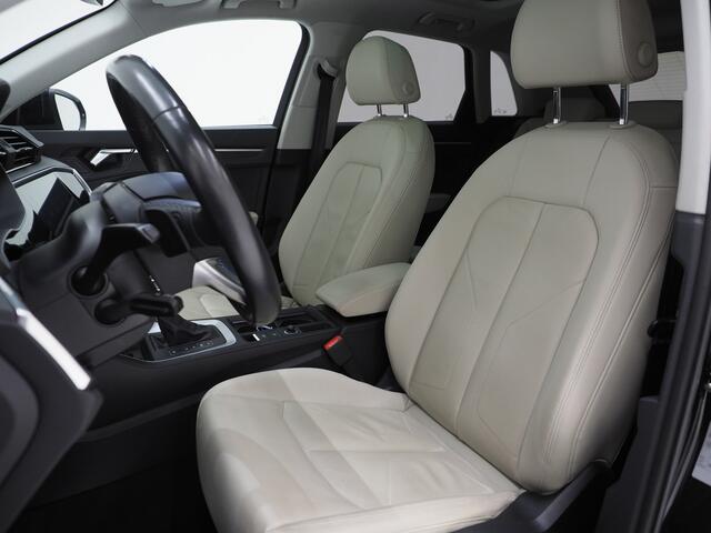 Audi Q3 45 TFSI e edition | Panoramadak | Leder | Keyless | Carplay | Dodehoekdetectie