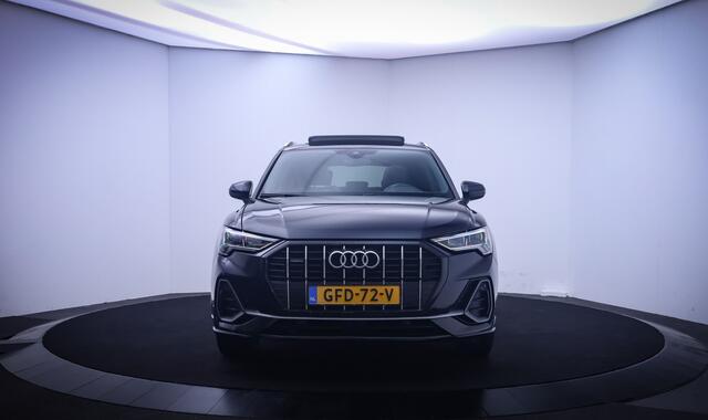 Audi Q3 40(2.0)TFSI S-LINE QUATTRO PANO/DIGI DASH/CAMERA/LED/NAVI/CARPLAY/CRUISE/BLINDSPOT/LANE ASSIST/LMV 18''