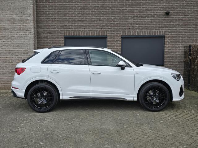 Audi Q3 45 TFSI e S edition PLUG IN HYBRID S-LINE AUT VIRTUAL COCKPIT 245 PK LED STOELVERWARMING ADAPTIVE CRUISE CONTROL AFGEVLAKT STUURWIEL