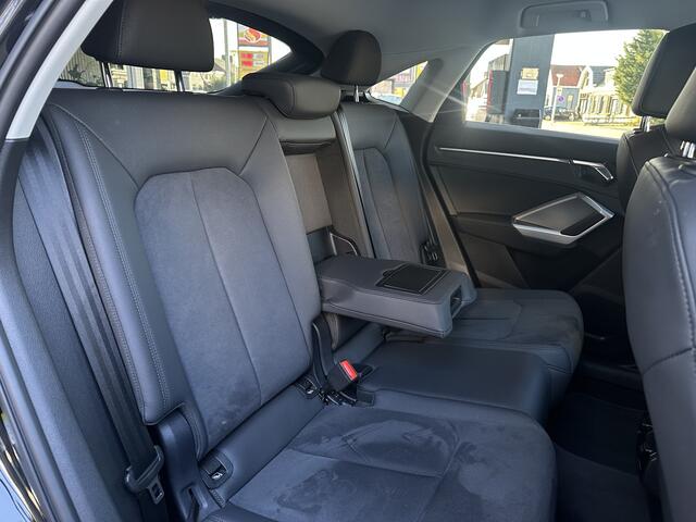 Audi Q3 Sportback 35 TFSI S Line Edition Stoelverwarming/Camera/Navi/Apple Carplay/Android.