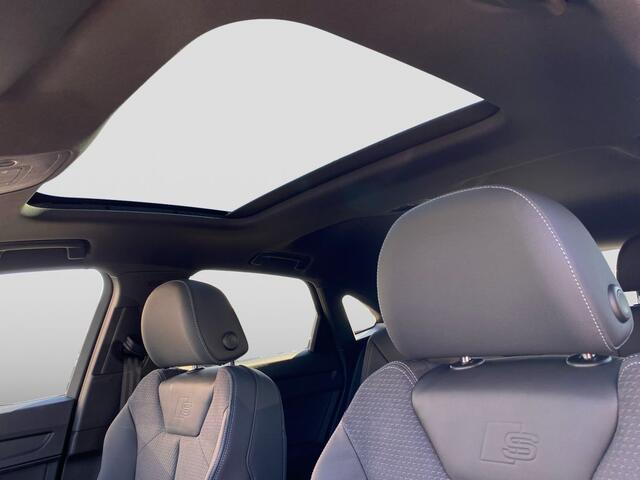 Audi Q3 Sportback 45 TFSI e S Line 245 PK ACC Panoramadak Trekhaak Virtual Cockpit Stoelverwarming 19 Inch