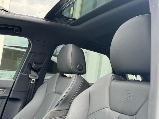 Audi Q3 Sportback 35 TFSI S Edition S line apple carplay