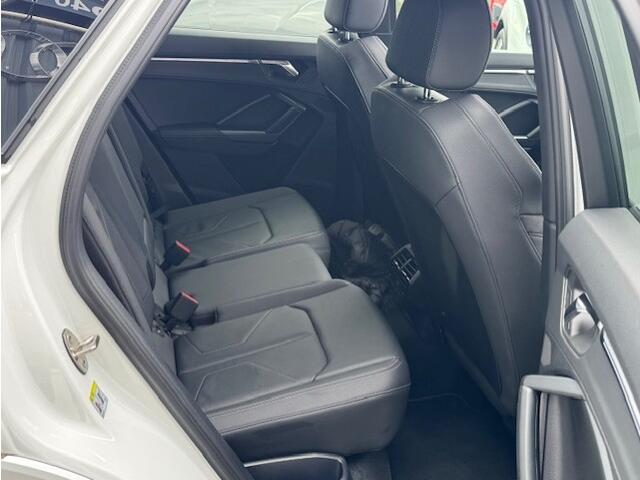 Audi Q3 Sportback 35 TFSI S Edition S line apple carplay