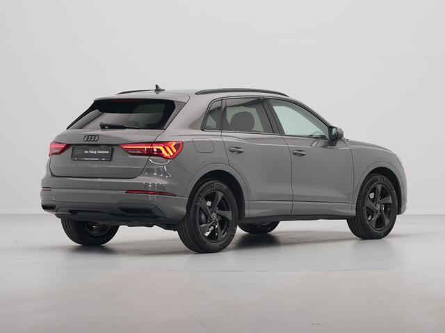Audi Q3 35 TFSI 150 pk S-Tronic Advanced edition Navi Side Assist Stoelverwarming Trekhaak Carplay
