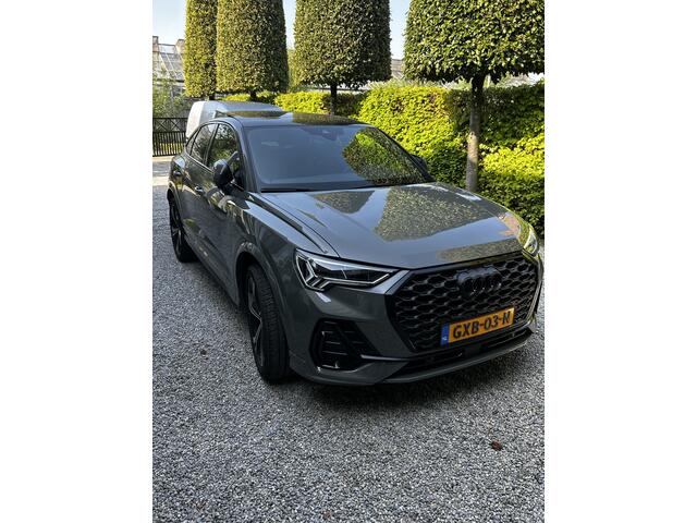 Audi Q3 Sportback 35 TFSI S Edition Panorama dak..Sportleder