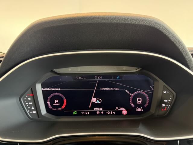 Audi Q3 35 TFSI Pro Line business, Panoramadak, Stoelverwarming