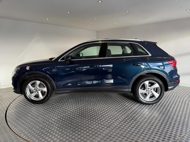 Audi Q3 35 TFSI Pro Line business, Panoramadak, Stoelverwarming
