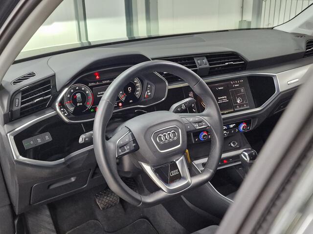 Audi Q3 35 TFSI 150pk S-Tronic S-Line | Camera | Leder/alcantara, Cruise control