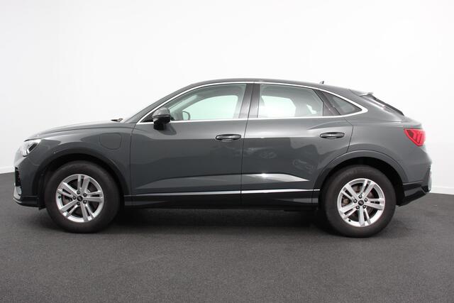 Audi Q3 Sportback 45 TFSI Attitude Plus PHEV 245 PK DEMO! climacontrol | Adaptive Cruise control | PDC V + A | Navigatie | Elektrische Kofferbak | LMV Velgen