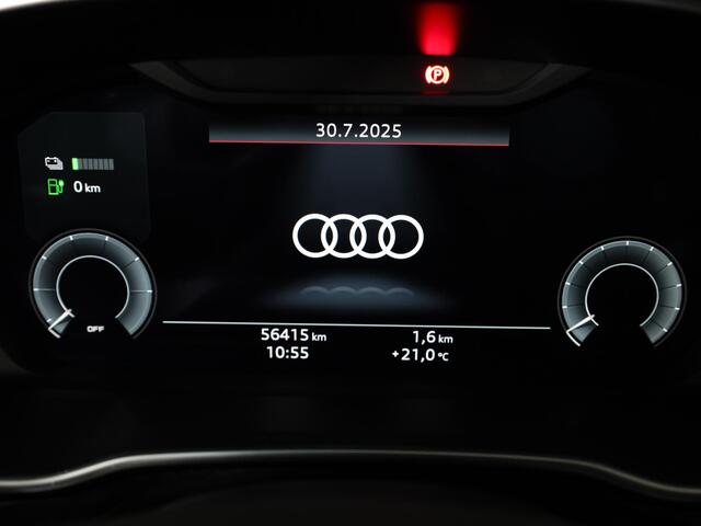 Audi Q3 45 TFSI e Business Edition 245 pk S-tronic | Navigatie | Parkeersensoren | Achteruitrijcamera | LED koplampen | Stoelverwarming |