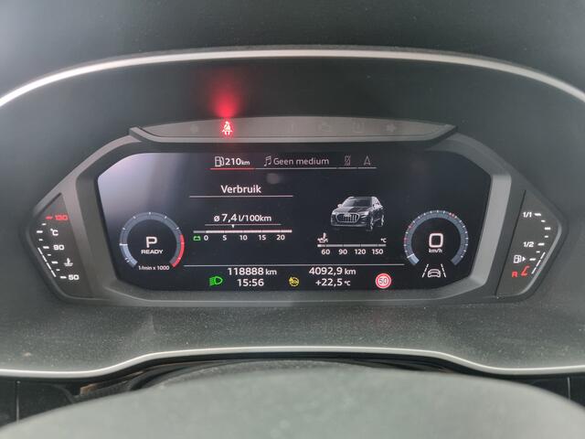 Audi Q3 35 TFSI S edition | Navi | Camera | Stoelverwarming |
