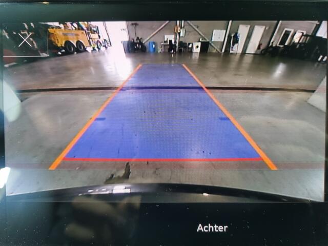 Audi Q3 35 TFSI S edition | Navi | Camera | Stoelverwarming |