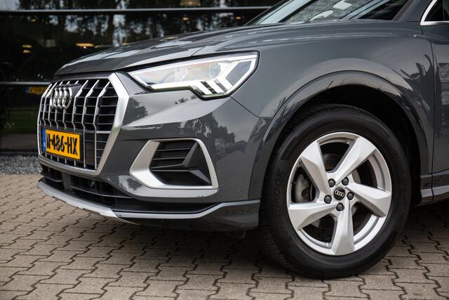 Audi Q3 35 TFSI Business Edition ,Stoelverwarming, Virtual Cockpit, Adap. cruise, Regensensor