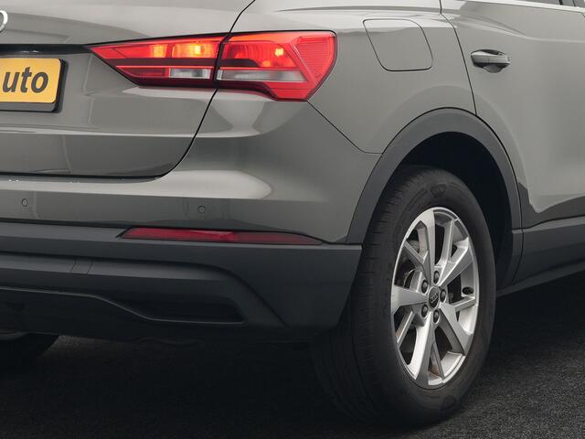 Audi Q3 45 TFSI e edition Plug In Hybrid 245pk Dealer O.H PHEV | Panodak | Camera | Cruise Control | Alcantara Sportstoelen Verwarmd | Navigatie | Virtual | DAB |
