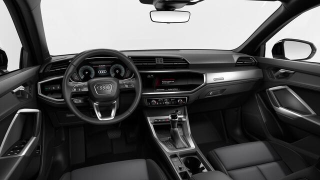 Audi Q3 45 TFSI e edition Trekhaak - Getinte Ruiten - Sportstoelen - verwarmbare voorstoelen - Parkeerassistent - Cruise control - Progressieve besturing - Audi virtual cockpit plus - Buitenspiegels elektrisch inklapbaar -