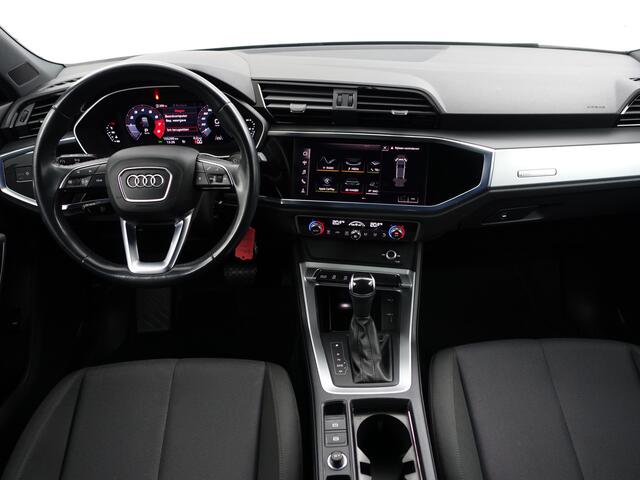 Audi Q3 Sportback 35 TFSI S Edition Aut- Xenon Led, Carplay, Android Auto, Dynamic Select, Privacy Glass, Lane Assist