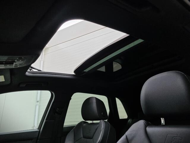 Audi Q3 40 TFSI quattro S Line Pro Line S | 190 PK | Panoramadak | Matrix Led | Stoelverwarming | Leer | Dode Hoek | Automaat | BTW | Black Edition | Cruise Control | Virtual | Navigatie | Dealer Onderhouden |