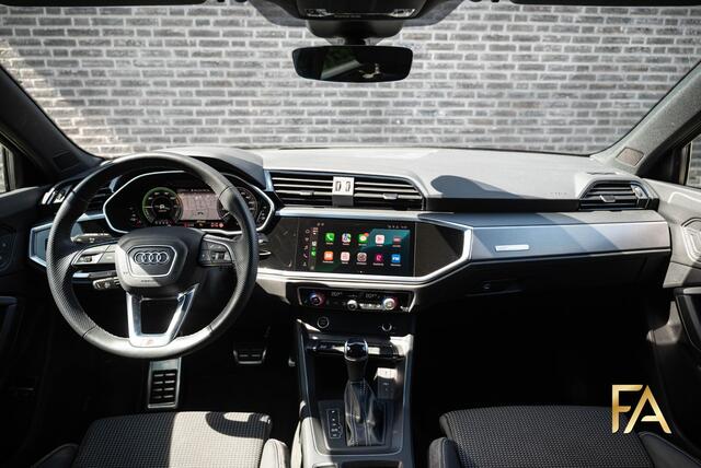 Audi Q3 Sportback 45 TFSI e S Edition S Line|19Inch|Tauzilver|Ambienteverlichting|