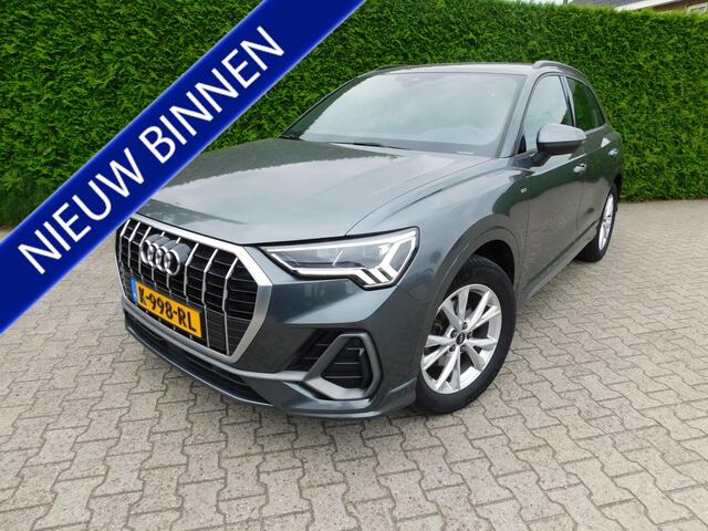 Audi Q3 35 TFSI 2X S edition, Carplay, Pdc