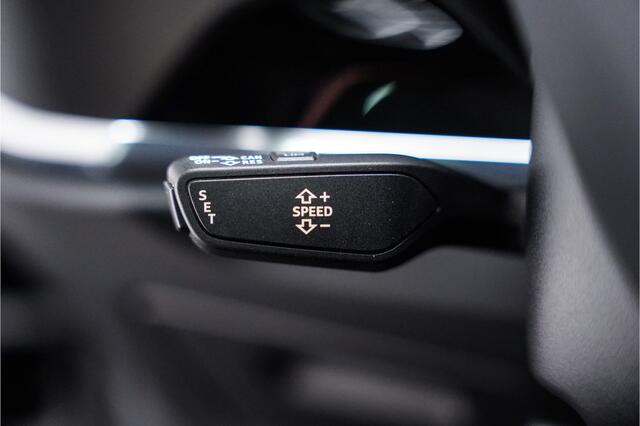 Audi Q3 Sportback 45 TFSI e S-Line/Panodak/Stoelverwarming/Navi