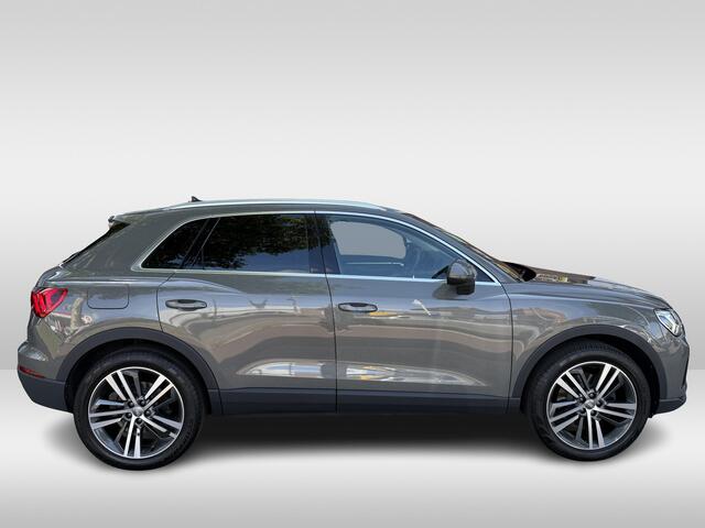 Audi Q3 E-TRON | | Apple Carplay/Android Auto | stoel verwarming | lichtmetalen wielen 20inch | nieuwe banden |