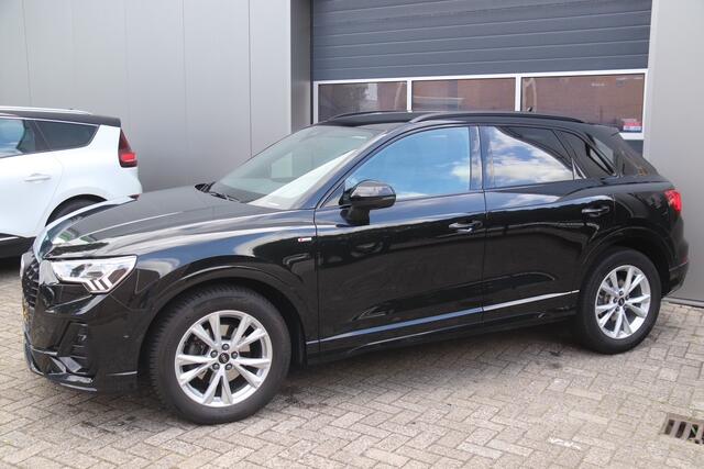 Audi Q3 35 TFSI S edition, S Line, Matrix, Carplay