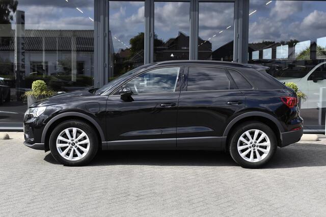 Audi Q3 45 TFSI e Advanced edition