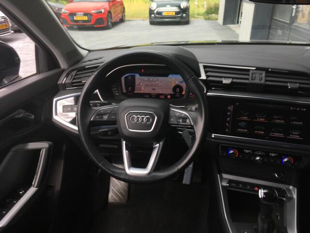 Audi Q3 Sportback 35 TFSI Pro Line business
