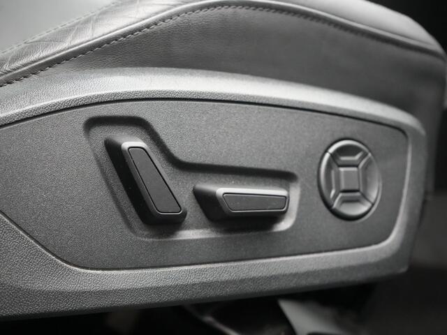 Audi Q3 45 TFSI eS Line Plug In Hybrid 245pk Dealer O.H PHEV | Adaptive Cruise | 360 Camera | Alcantara Sportstoelen Memory & Verwarmd | Navigatie | DAB | 20"L.M |