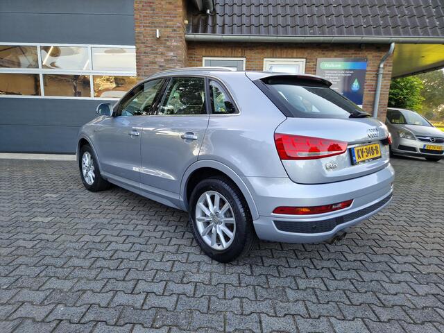 Audi Q3 1.4 TFSI S-LINE