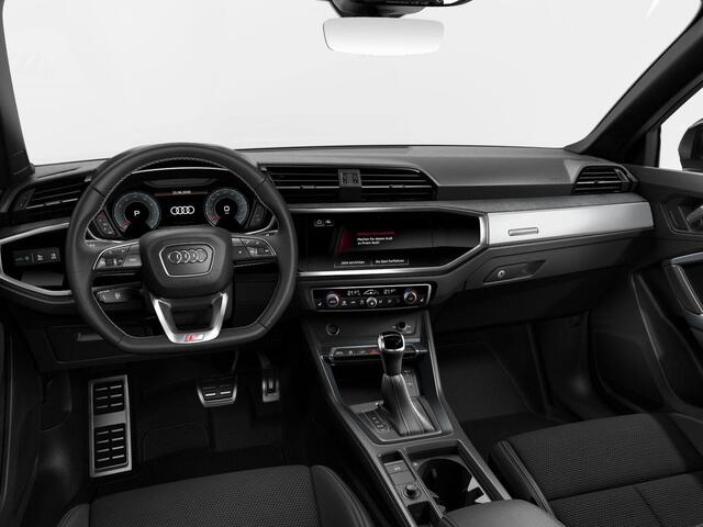 Audi Q3 45 TFSI e S edition 245pk | Panoramadak | Trekhaak wegklapbaar | Stoelverwarming | 20 inch Lichtmetalen velgen